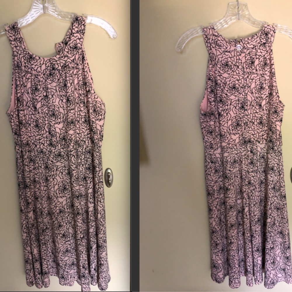HOST PICK!! Tommy Hilfiger flower dress